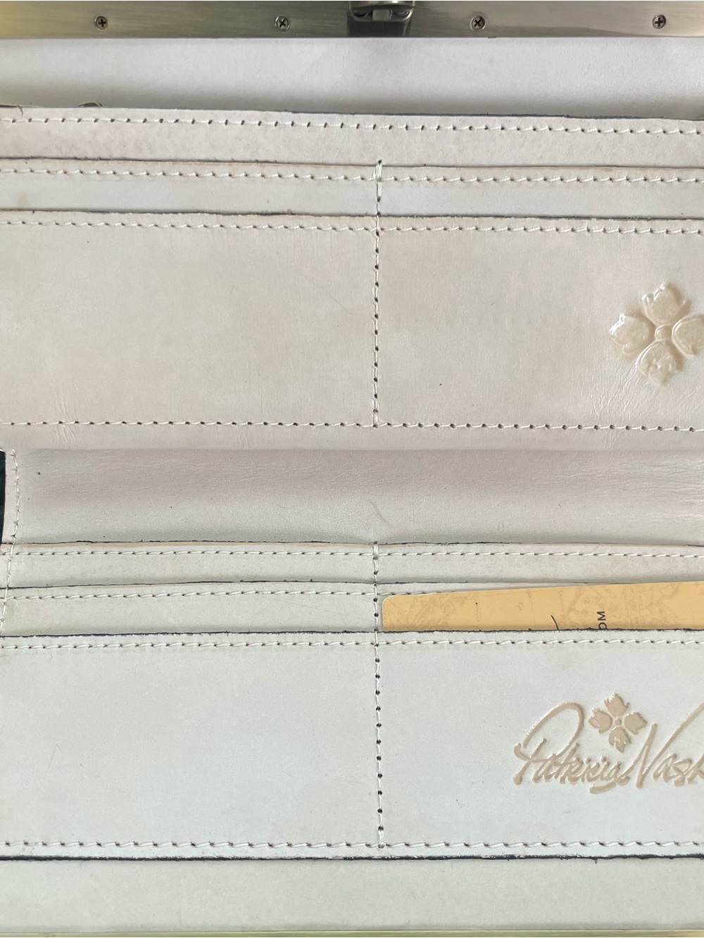 Patricia Nash Cauchi Wallet Chalk White Tooled Leather Western Luxe Cottagecore - Picture 7 of 16